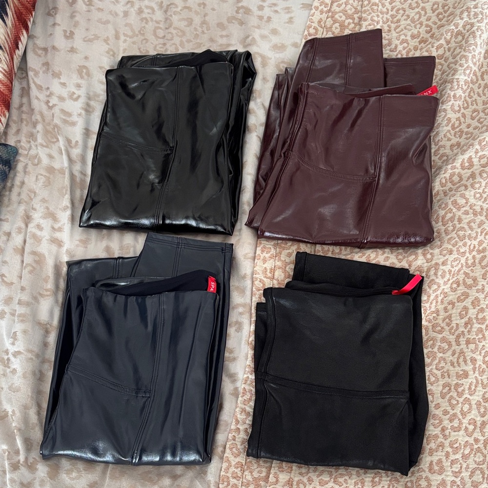 CRAZY DEAL Spanx Lot: 4 pairs size medium leggings